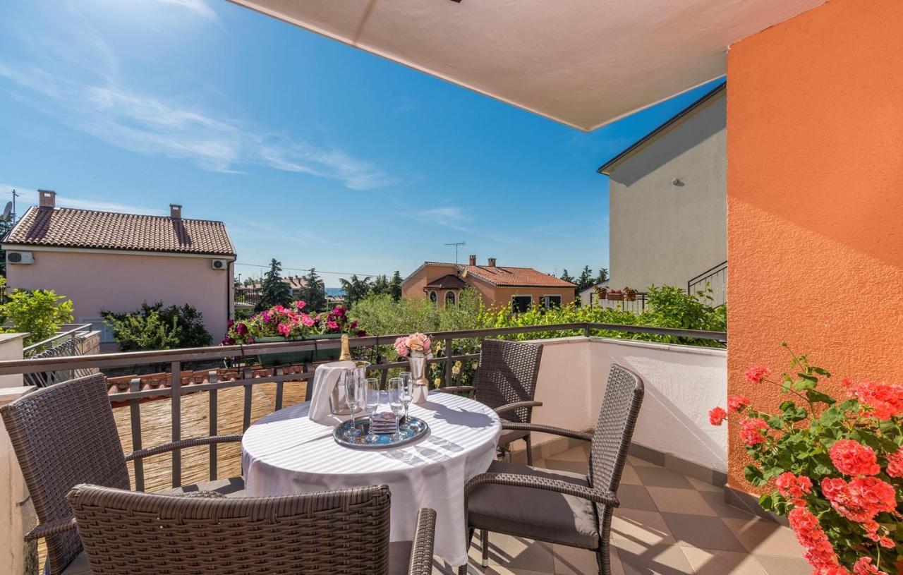 Apartments Loredana Poreč Extérieur photo