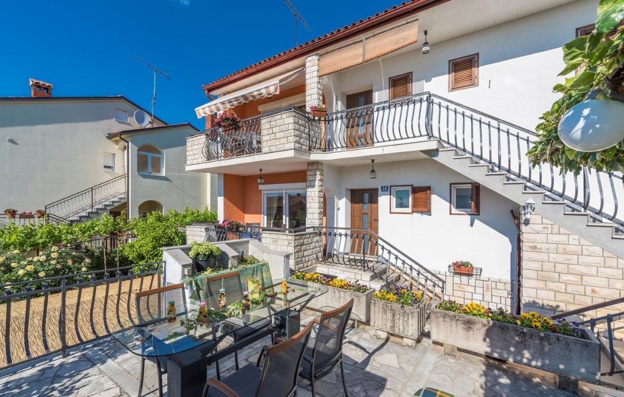 Apartments Loredana Poreč Extérieur photo
