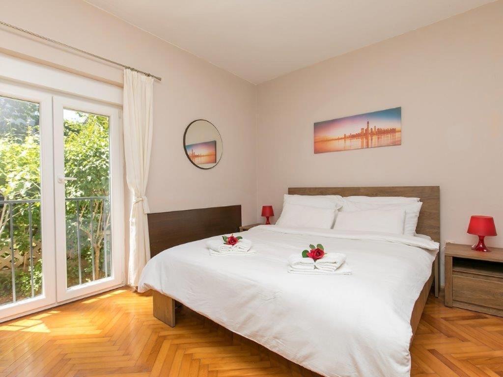 Apartments Loredana Poreč Extérieur photo